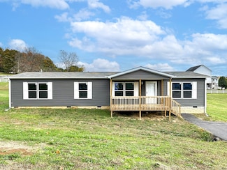 307 Bungalow Dr, Dandridge, TN 37725