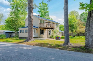 18 Pine Ave, Claremont, NH 03743