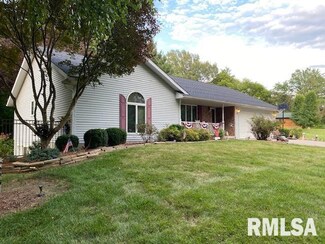228 Timber Trail Dr, Murphysboro, IL 62966