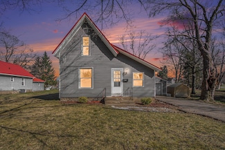 624 Williams St, Belding, MI 48809