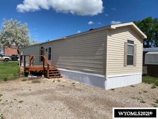 410 N 1st St, Lander, WY 82520
