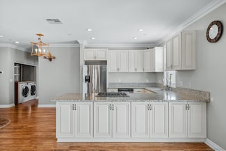 4690 51st St, San Diego, CA 92115