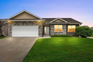 1088 Langenberg Ave, Iowa City, IA 52240