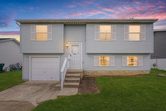 2065 Poplar St, Obetz, OH 43207