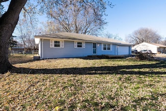 11509 Winnetka Ave N, Champlin, MN 55316