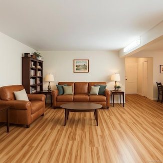 138-15 Franklin Ave Unit 221, Flushing, NY 11355