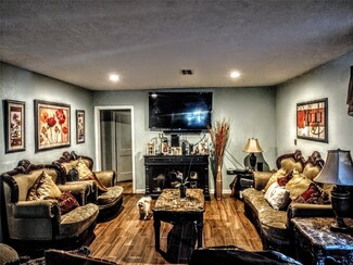 4125 Redwood Dr, Beaumont, TX 77703