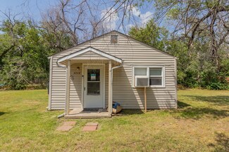 4246 W Saint Louis Ave, Wichita, KS 67212