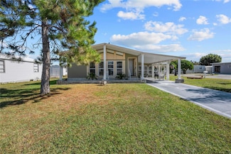 5718 Arrowhead Dr, Zephyrhills, FL 33542