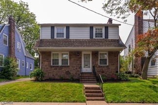 28 Overlook Terrace, Maplewood, NJ 07040