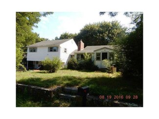 22 Schooner Ave, Jamestown, RI 02835