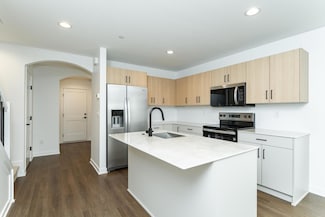 1117 Century Village Ln NE, Rochester, MN 55906