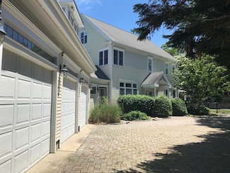 55 Lisa Ln, West Barnstable, MA 02668