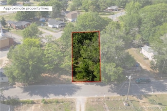 312 Diana St, Fayetteville, NC 28306