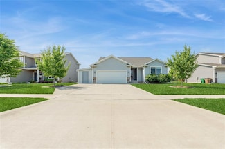 625 Bradford Dr, Norwalk, IA 50211