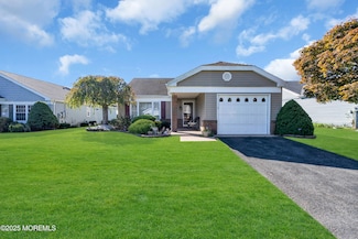 71 Buckingham Dr N, Manchester, NJ 08759