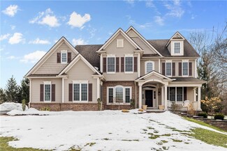 3 Summers Cir, Pittsford, NY 14534