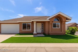 915 E Annette Dr, Phoenix, AZ 85022