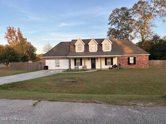 31 Escape Dr, Carriere, MS 39426