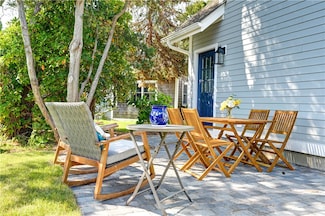 5 Key Ct, Newport, RI 02840