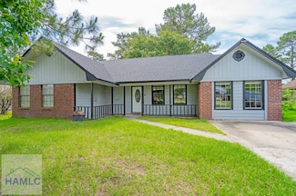 755 Madison Dr, Hinesville, GA 31313