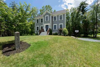 91 Ridgecrest Dr, Greenland, NH 03840