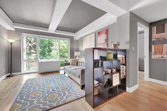 435 E 76th St Unit 2C, New York, NY 10021