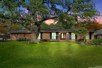 425 Skyforest Dr, San Antonio, TX 78232