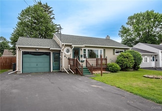 614 Coolidge Rd, Utica, NY 13502