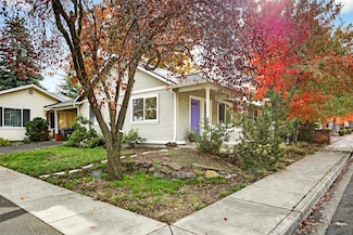 794 Park St Unit 794, Ashland, OR 97520