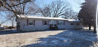 310 N Main St, Dundee, IA 52038