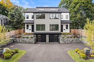 933 Walnut St Unit 935, Newton Highlands, MA 02461