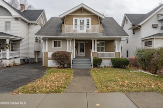 8 Ramsey Place, Albany, NY 12208