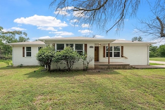 7031 Steinbeck Bend Dr, Waco, TX 76708