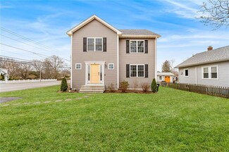 46 Wilson Ave, Warwick, RI 02889