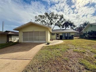 8704 Winding Wood Dr, Port Richey, FL 34668