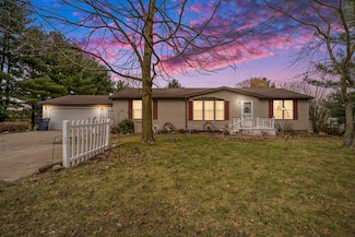6518 Osborne Rd, Delton, MI 49046