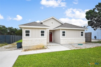 144 Slocum Dr, Canyon Lake, TX 78133