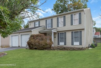 41 Bayside Dr, Barnegat Township, NJ 08005