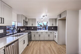 217 Mohawk Dr, Henderson, NV 89015