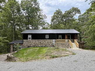 9388 Harrison Ferry Rd, McMinnville, TN 37110