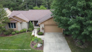 3508 Muirfield Dr, Lansing, MI 48911