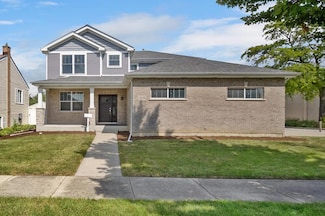 7638 W 65th Place, Bedford Park, IL 60501