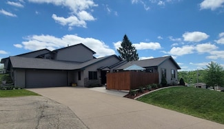 625 S Chestnut St Unit A, Platteville, WI 53818