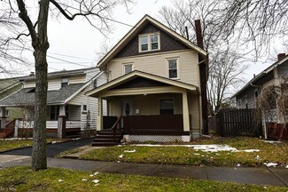 1266 Sherman St, Akron, OH 44301