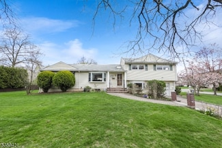 167 Rolling Hills Rd, Clifton, NJ 07013