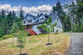 19845 Little Rude Ave NW, Poulsbo, WA 98370