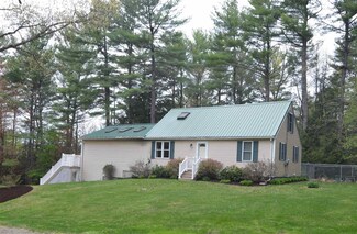 99 Blake Rd, Weare, NH 03281