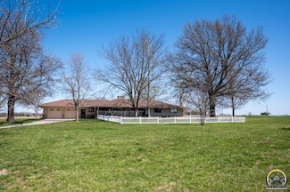 3521 SE Paulen Rd, Topeka, KS 66605