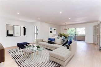 6752 Hillpark Dr Unit 301, Los Angeles, CA 90068